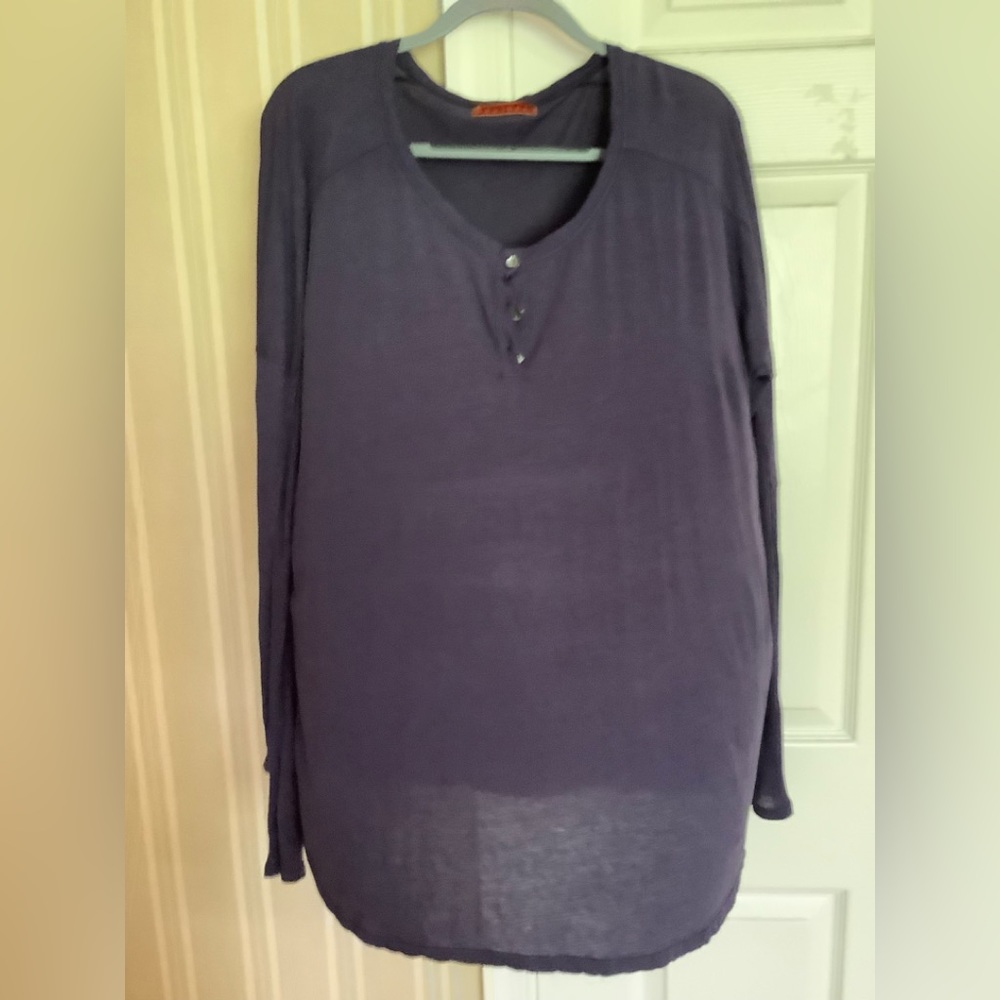 Velvet by Graham & Spencer’s Henley tee/tunic